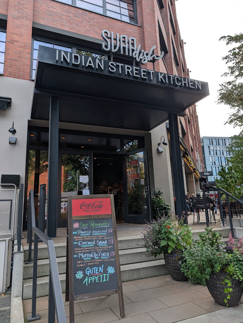 Speakers dinner, with delicious Indian food.